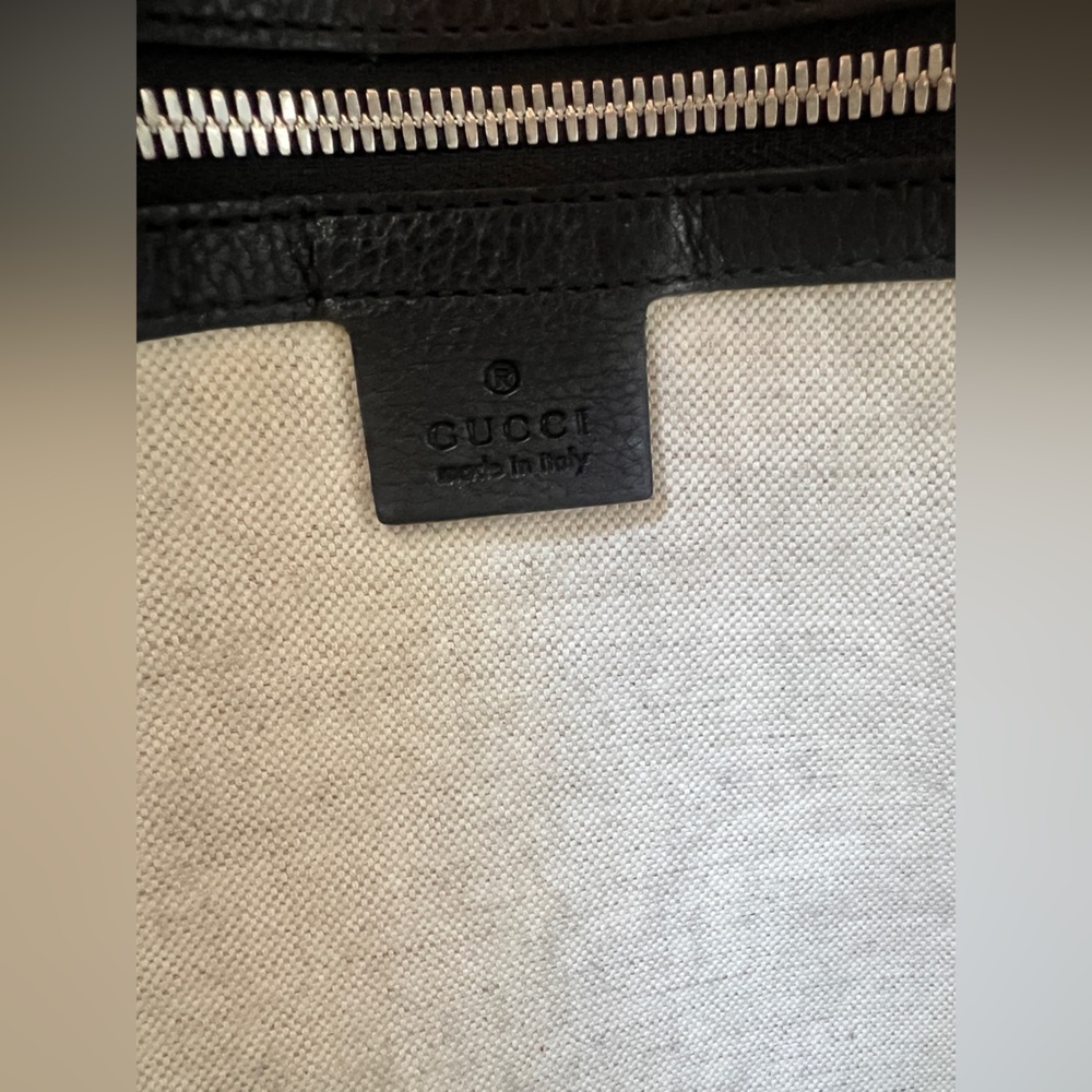 SOLD. Gucci Medium Soho Messenger Bag - Picture 11 of 16